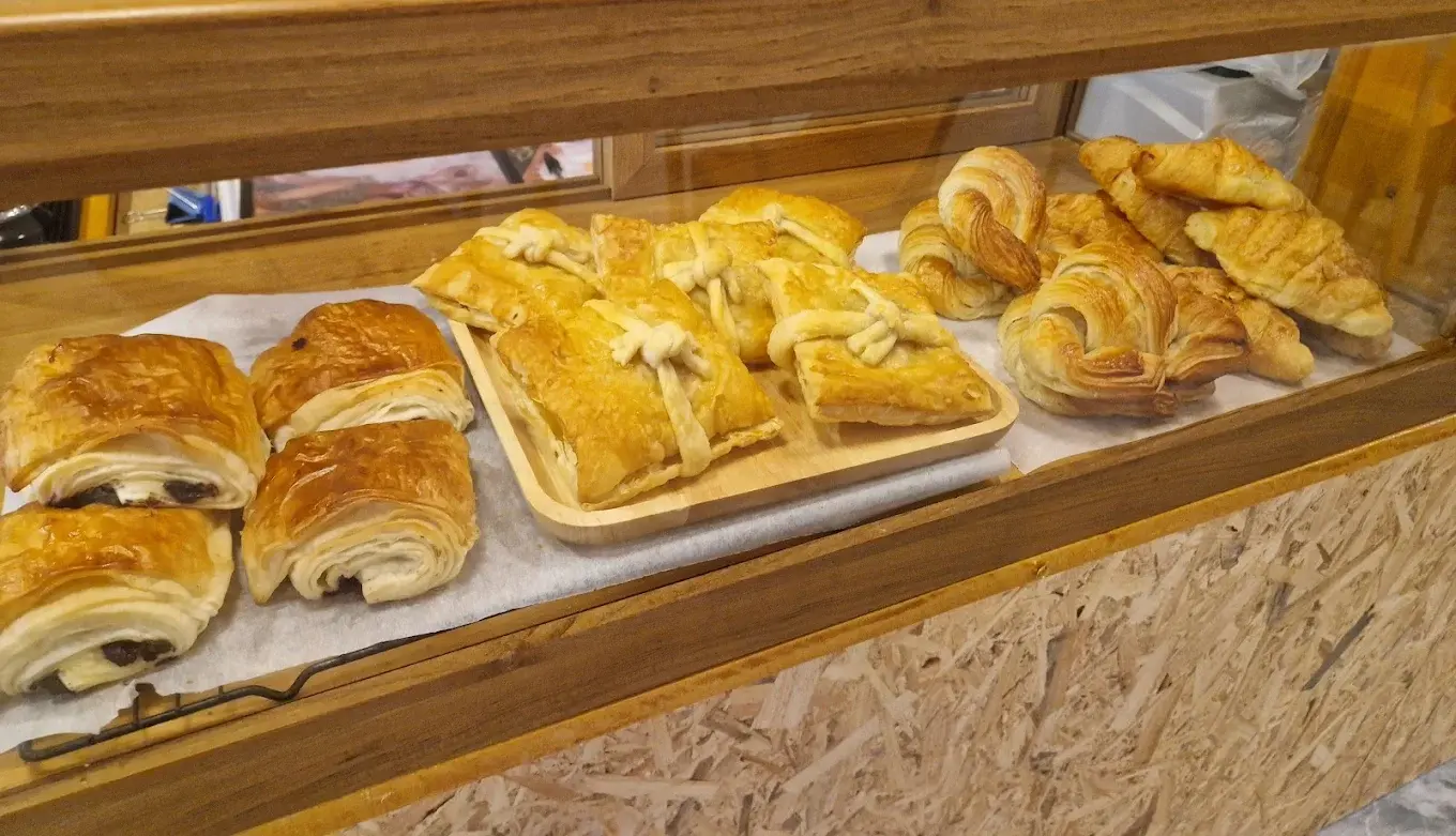 Boulangerie française croissants pain au chocolat Koh Samui
